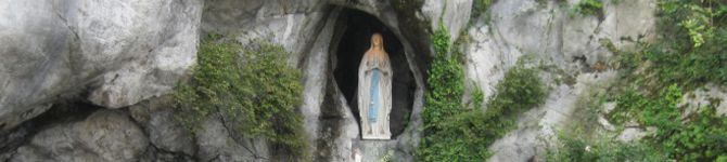 La grotte de Lourdes